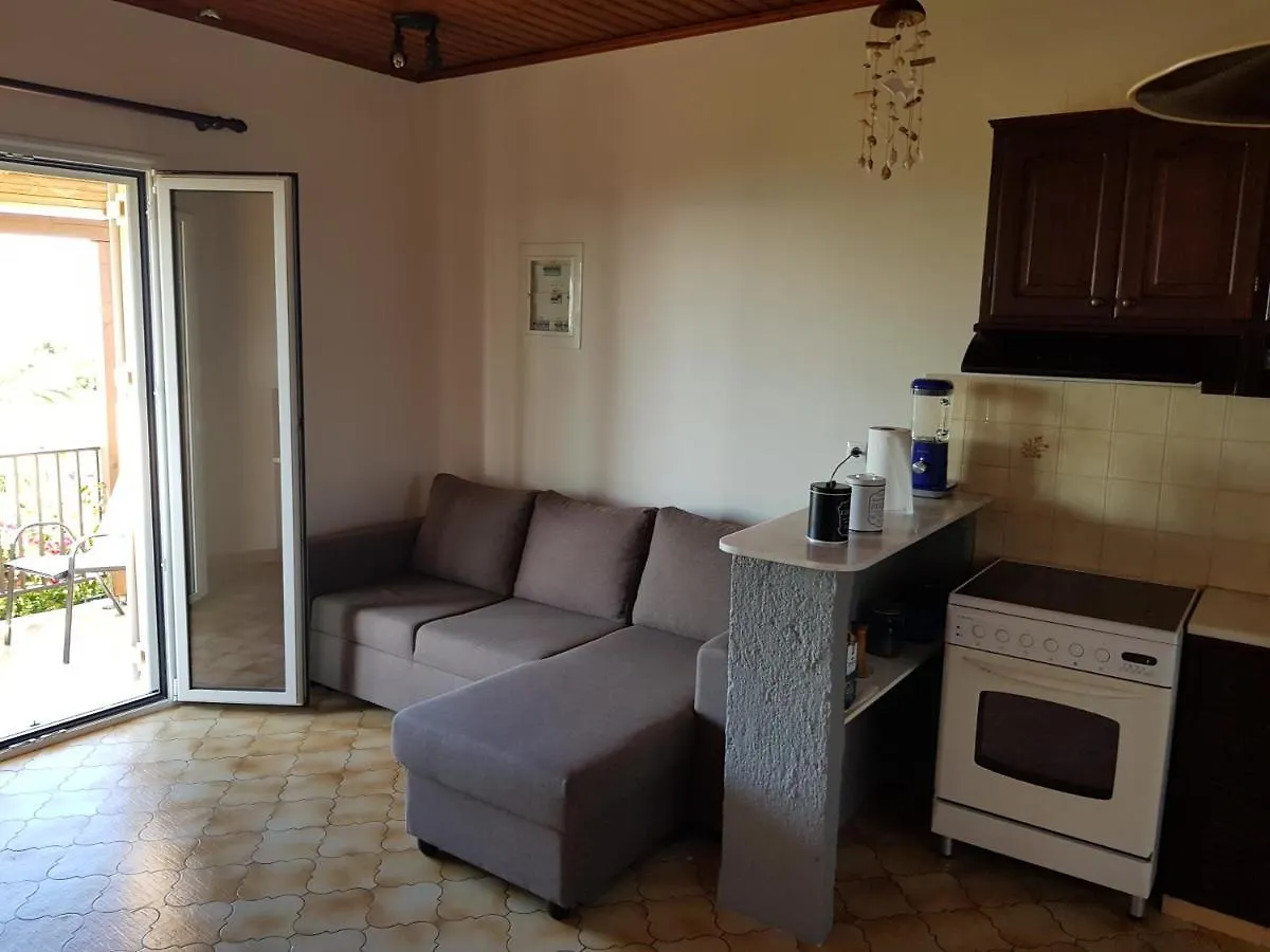 Filippos Apartments 